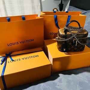 Just sharing my new friend!